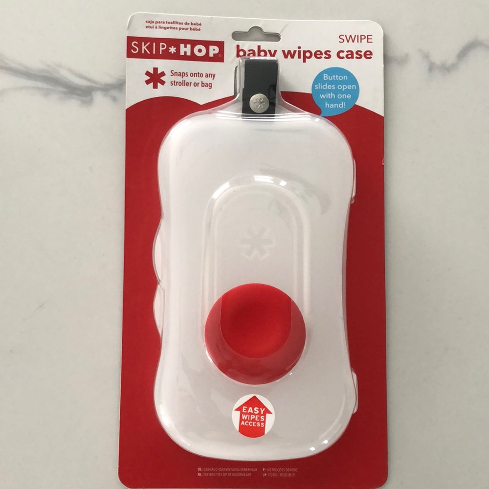 Baby wipes case